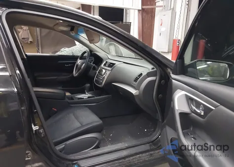 2018 Nissan Altima 2.5 S z USA, uszkodzony, nr VIN 1N4AL3AP5JC299161